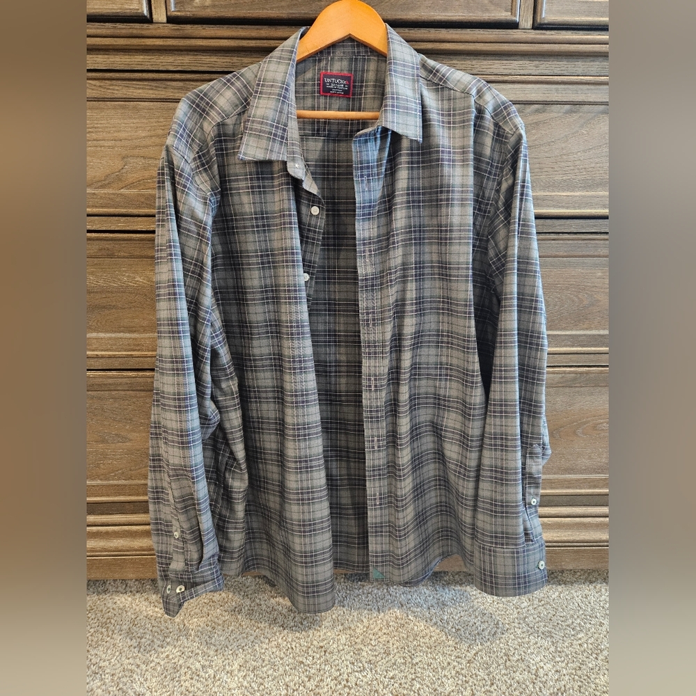 UNTUCKit XXL button down